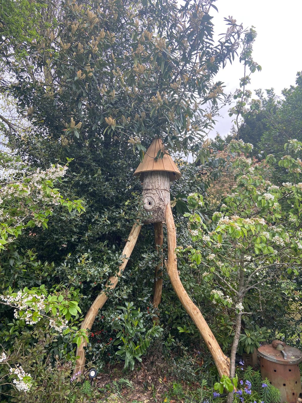 Log Hive Extraordinaire!